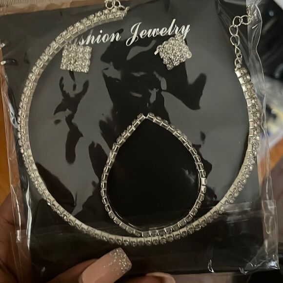 Jewelry set   - Picture 1 of 1